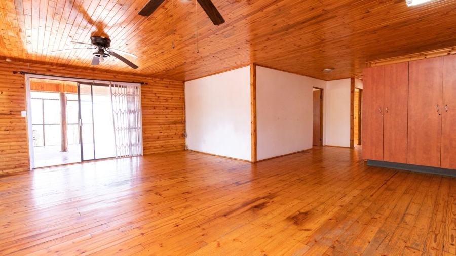 To Let 4 Bedroom Property for Rent in Mooinooi North West